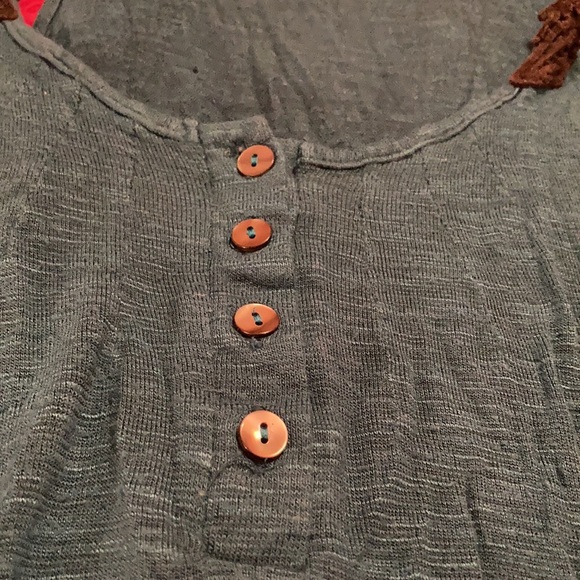 Charlotte Russe Tank Top - Picture 2 of 8